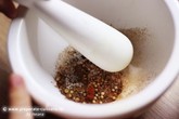 Chiftele de miel la cuptor cu sos de iaurt Image 2